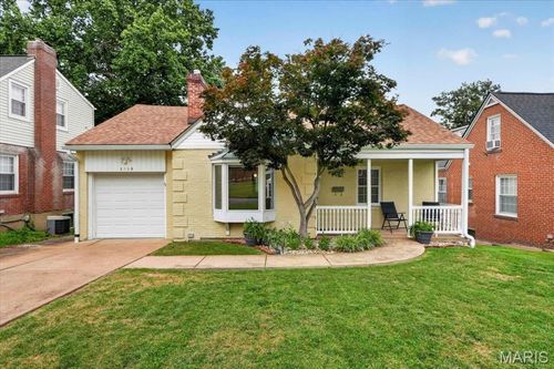 1349 Andrew Dr, Saint Louis, MO, 63122-1802 | Card Image