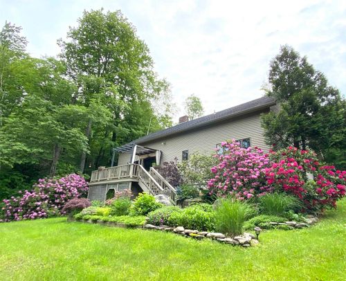 1041 Church Hollow Rd, Brattleboro, VT, 05301-7947 | Card Image