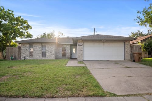 2809 Vancouver Dr, Corpus Christi, TX, 78414-3205 | Card Image