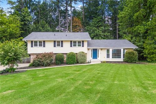 4576 Cedar Knoll Dr Ne, Marietta, GA, 30066-1402 | Card Image