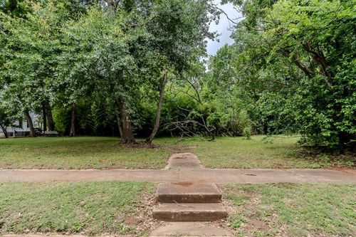 207 S Sycamore, Palestine, TX, 75801 | Card Image