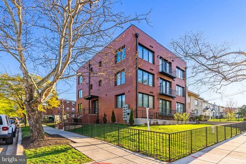 ph9-2019 M St Ne, WASHINGTON, DC, 20002-2873 | Card Image