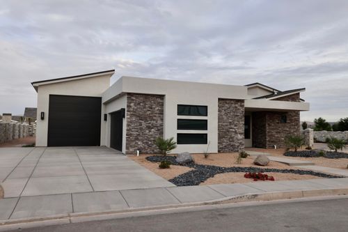 124-3842 S Kennedy Ln, Washington, UT, 84780-3230 | Card Image