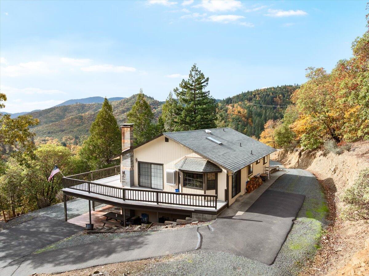 Residential in Rogue River