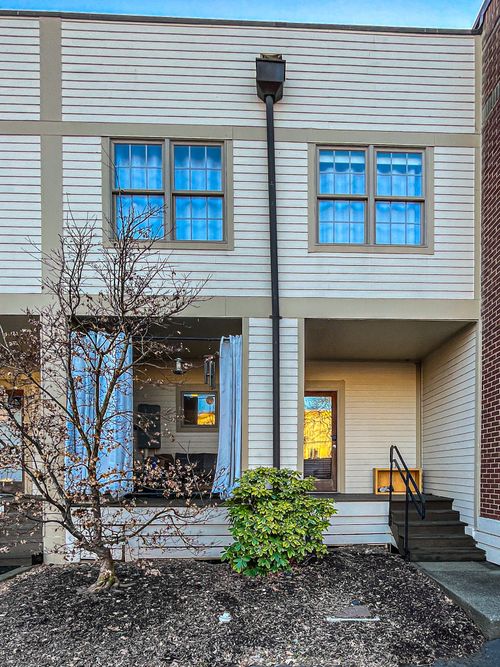 1026 9th Ave N, Nashville, TN, 37208-3104 | Card Image