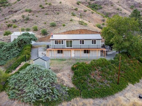 161 Cemetery Rd, White Bird, ID, 83554-5011 | Card Image