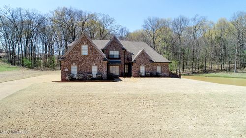 4035 Garden Rd, Southaven, MS, 38672-6209 | Card Image