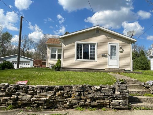 216 Carter Ave, Bellefontaine, OH, 43311-1604 | Card Image