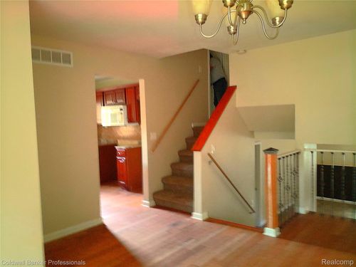 3225 Oakridge Dr, Highland, MI, 48356-1945 | Card Image