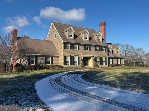 6 Mount View Ct, Newtown, PA, 18940-2716 | Card Image