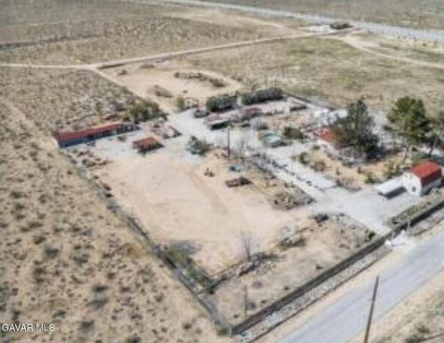 34047 175th St E, Llano, CA, 93544 | Card Image