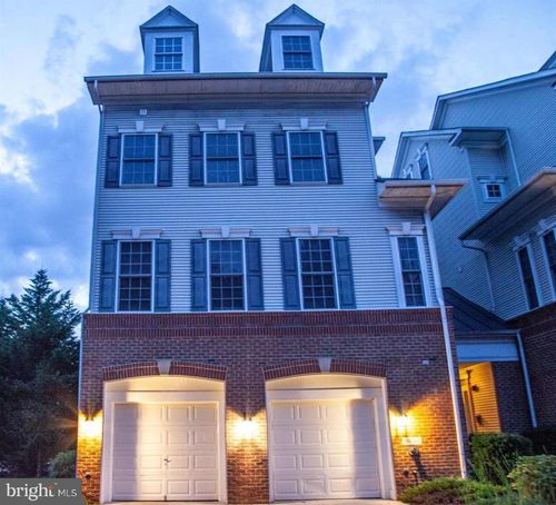 86b-8986 Harrover Pl, LORTON, VA, 22079-4743 | Card Image