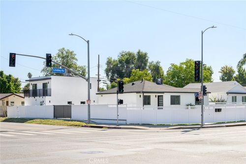 18060 Oxnard St, Encino, CA, 91316 | Card Image