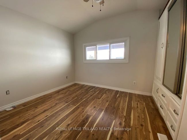 2 - 9951 Northville Cres, Home with 2 bedrooms, 1 bathrooms and 2 parking in Thedford ON | Image 20
