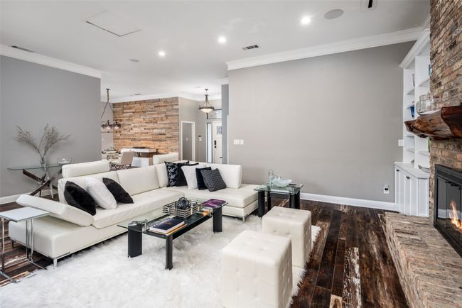4315 Creekmeadow Dr, House other with 4 bedrooms, 3 bathrooms and null parking in Dallas TX | Image 9