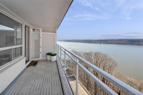 apt-9f-2575 Palisade Ave, Bronx, NY, 10463-6146 | Card Image