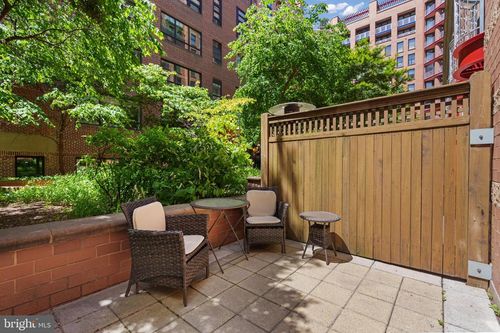 245-631 D St Nw, WASHINGTON, DC, 20004-2920 | Card Image