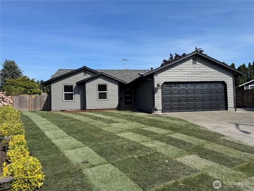 5011 136th Pl Ne, Marysville, WA, 98271-7824 | Card Image