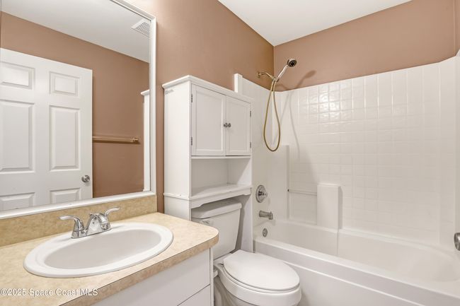 938 Jettie St Ne, House other with 3 bedrooms, 2 bathrooms and null parking in Palm Bay FL | Image 23