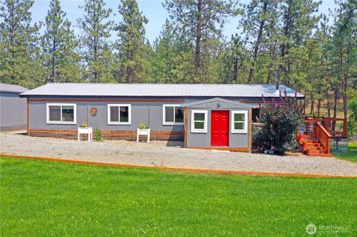 64 Oakes Dr, Tonasket, WA, 98855-9434 | Card Image
