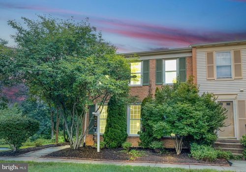 5632 Ridge View Dr, ALEXANDRIA, VA, 22310-1464 | Card Image