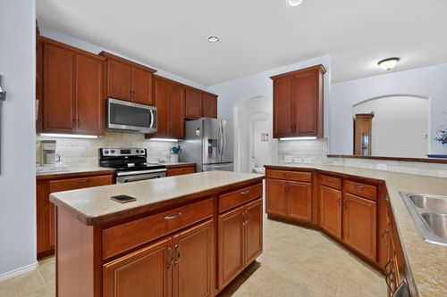 2166 Callahan Dr, Forney, TX, 75126-5173 | Card Image