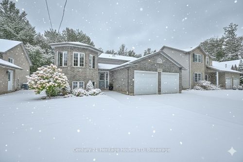 3257 Grove Ave, Ridgeway, ON, L0S1N0 | Card Image