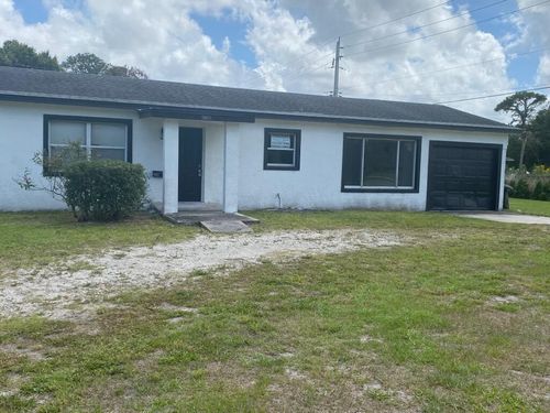 3809 Avenue P, Fort Pierce, FL, 34947-1842 | Card Image