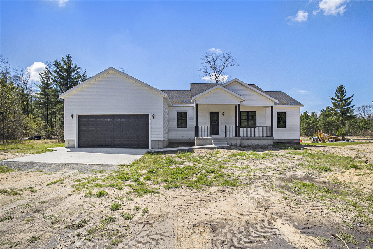 Ramona St, Twin Lake, MI 49457