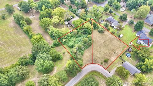 7 Nw J St, Stigler, OK, 74462 | Card Image