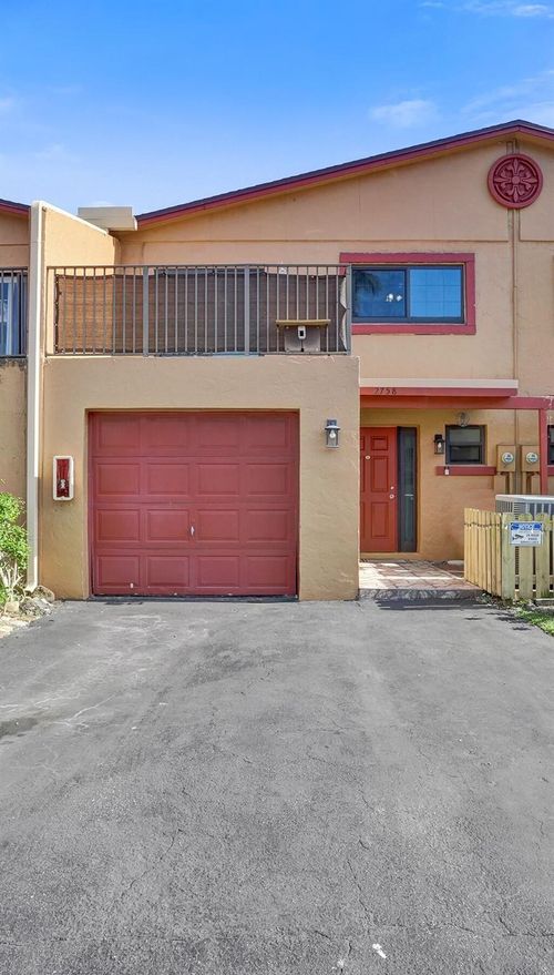 2758 Nw 80th Ave, Sunrise, FL, 33322-2414 | Card Image