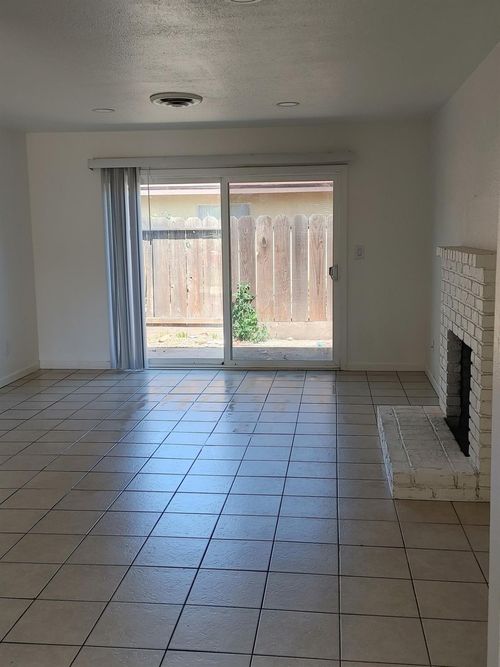 2502-2502 Rose Ave, Modesto, CA, 95355-2121 | Card Image