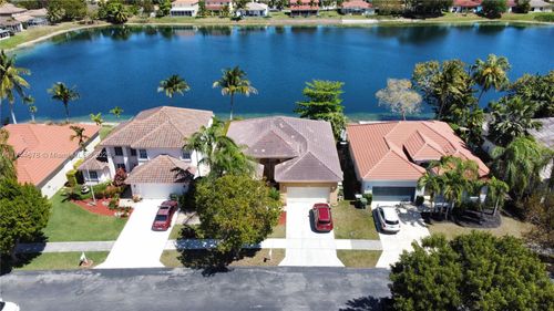 575 Se 29th Dr, Homestead, FL, 33033-5748 | Card Image