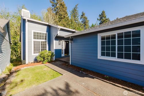 10898 Tulip Pl Nw, Silverdale, WA, 98383-9478 | Card Image
