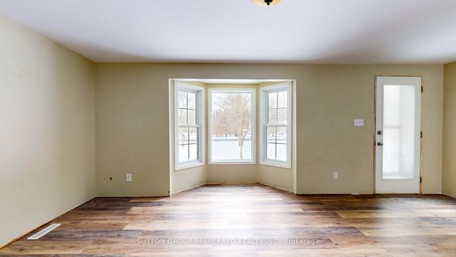 53768 Vienna Line, Home with 5 bedrooms, 2 bathrooms and 10 parking in Port Burwell ON | Image 19