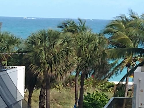 apt-407-6039 Collins Ave, Miami Beach, FL, 33140-2212 | Card Image