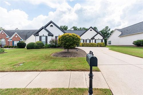 3554 Dunbar Ln, Suwanee, GA, 30024-7410 | Card Image