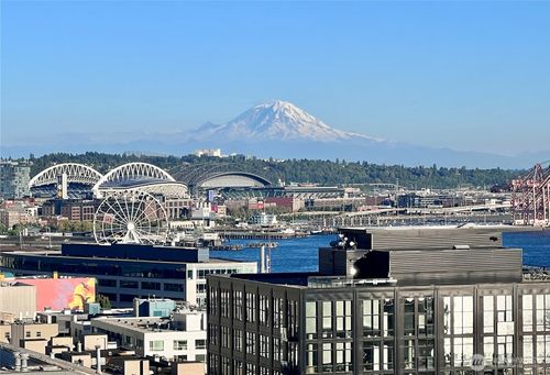 409-2721 1st Ave, Seattle, WA, 98121-3519 | Card Image