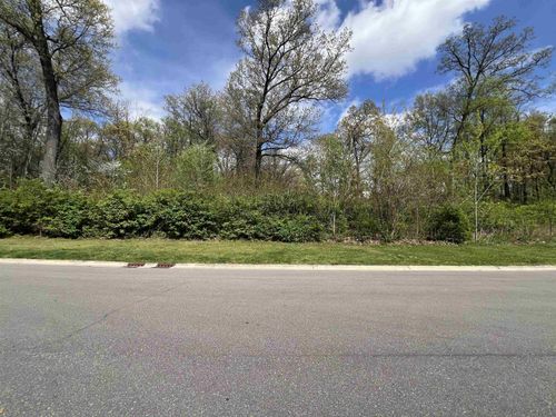 53362 Spring Blossom Court, South Bend, IN, 46637 | Card Image