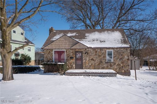 295 High Grove Blvd, Akron, OH, 44312-2619 | Card Image