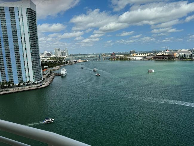 APT-1912 - 888 Brickell Key Dr, Condo with 2 bedrooms, 3 bathrooms and null parking in Miami FL | Image 6
