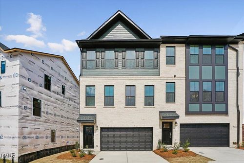 15-129 Fuquay Varina Pkwy, Fuquay Varina, NC, 27526 | Card Image