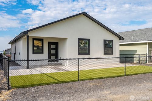 92-6651 Club House Dr Se, Othello, WA, 99344-4410 | Card Image