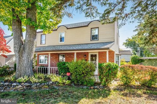 722 Thorndale Rd, ALDAN, PA, 19018-4330 | Card Image