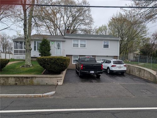 376 Fairview Ave, Coventry, RI, 02816-7412 | Card Image