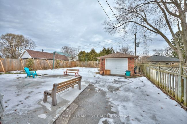 34 Barron St, House other with 3 bedrooms, 1 bathrooms and 3 parking in Welland ON | Image 27