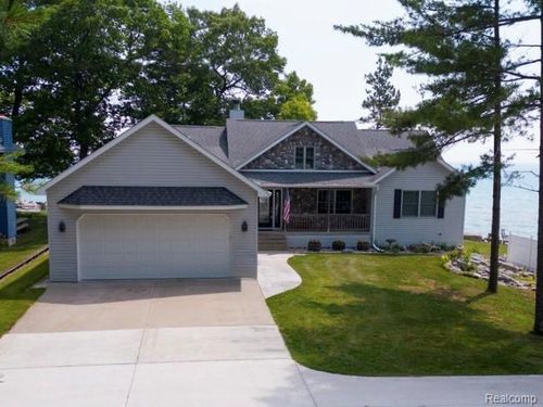 126 & 124 Baldwin Resort, East Tawas, MI, 48730 | Card Image