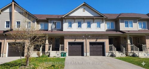 33 Cole Cres, Brantford, ON, N3T0P4 | Card Image