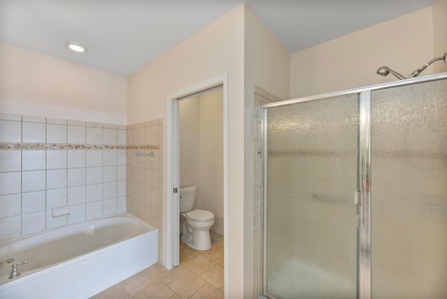 D402 - 1400 Limahana Cir, Condo with 4 bedrooms, 3 bathrooms and null parking in Lahaina HI | Image 19