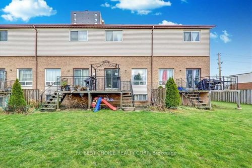 12 Torrance Rd, Scarborough, ON, M1J3K6 | Card Image